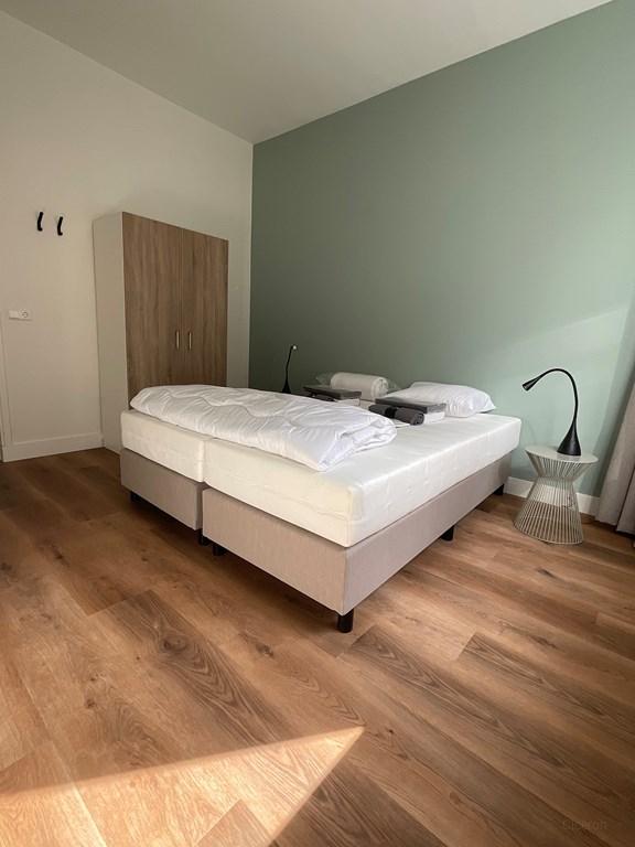 Furnished 3-Room Apartment with Terrace - Image 9