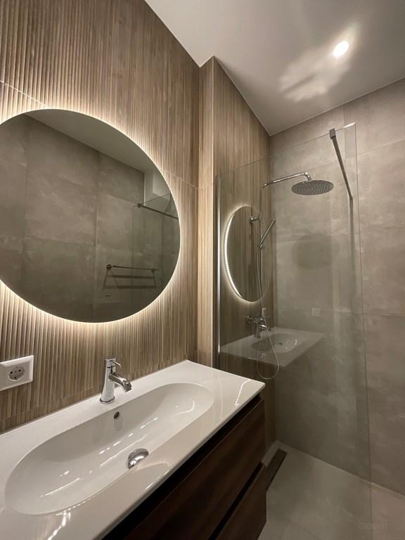 Furnished 3-Room Apartment with Terrace - Image 14