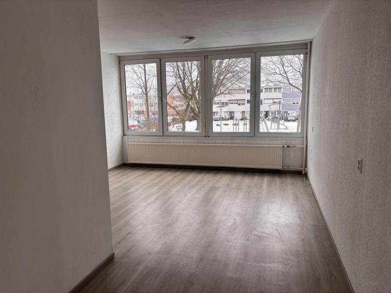 Family home in Roermond: 4 bedrooms - Image 8