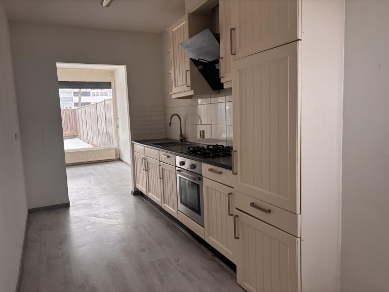 Family home in Roermond: 4 bedrooms - Image 6