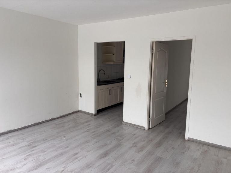 Family home in Roermond: 4 bedrooms - Image 4