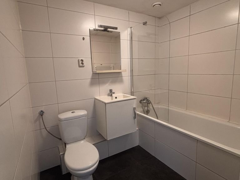 Family home in Roermond: 4 bedrooms - Image 21