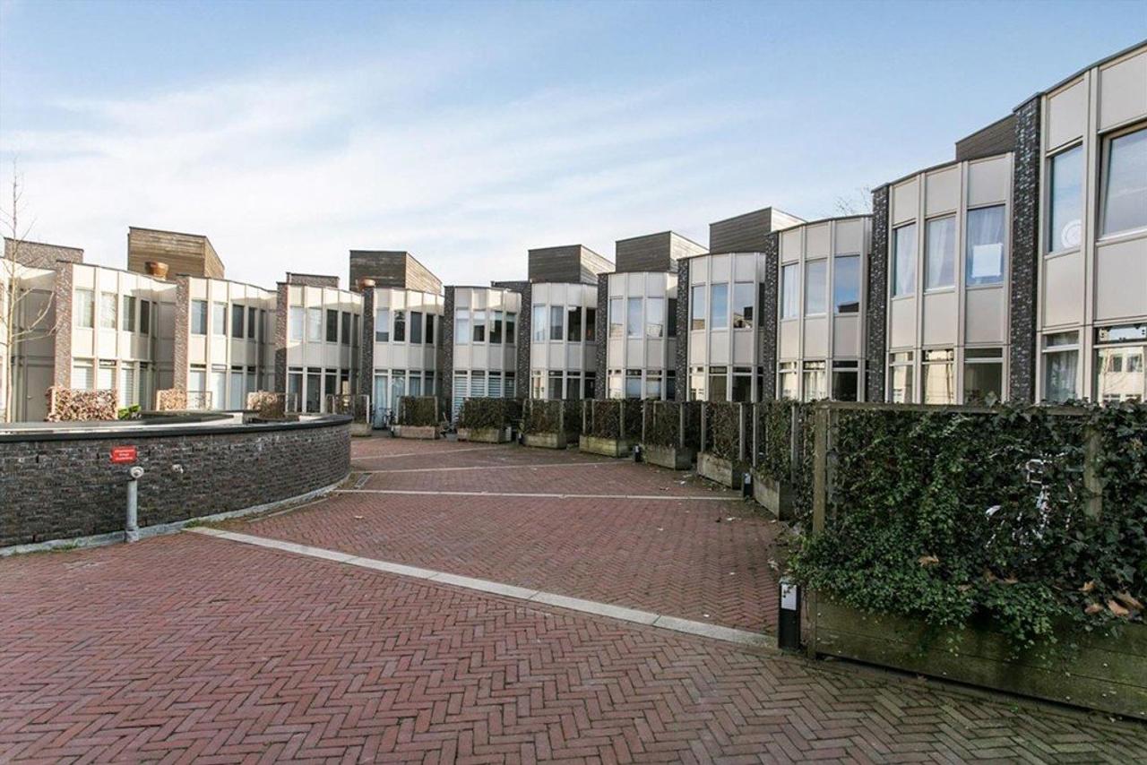 Modern townhouse with garage in Bosrijk - Image 27