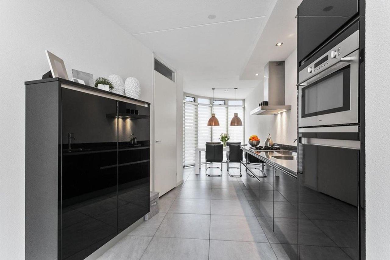 Modern townhouse with garage in Bosrijk - Image 8