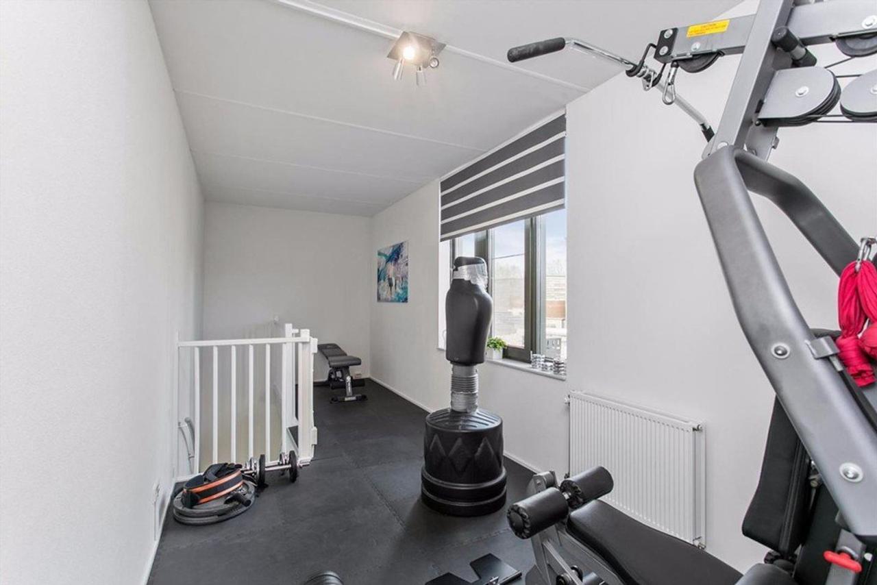 Modern townhouse with garage in Bosrijk - Image 23
