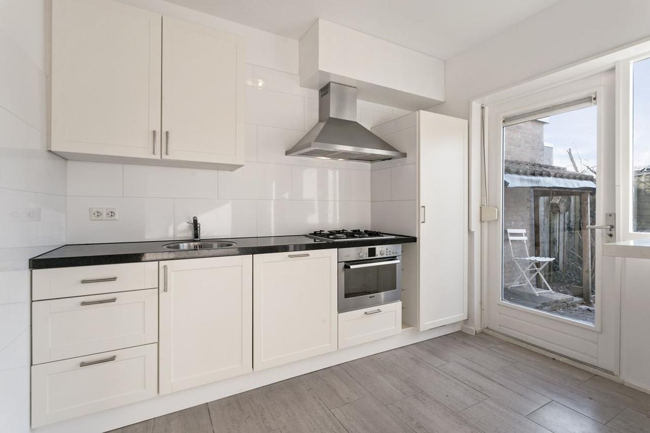 Bright terraced house near Woensel XL - Image 8