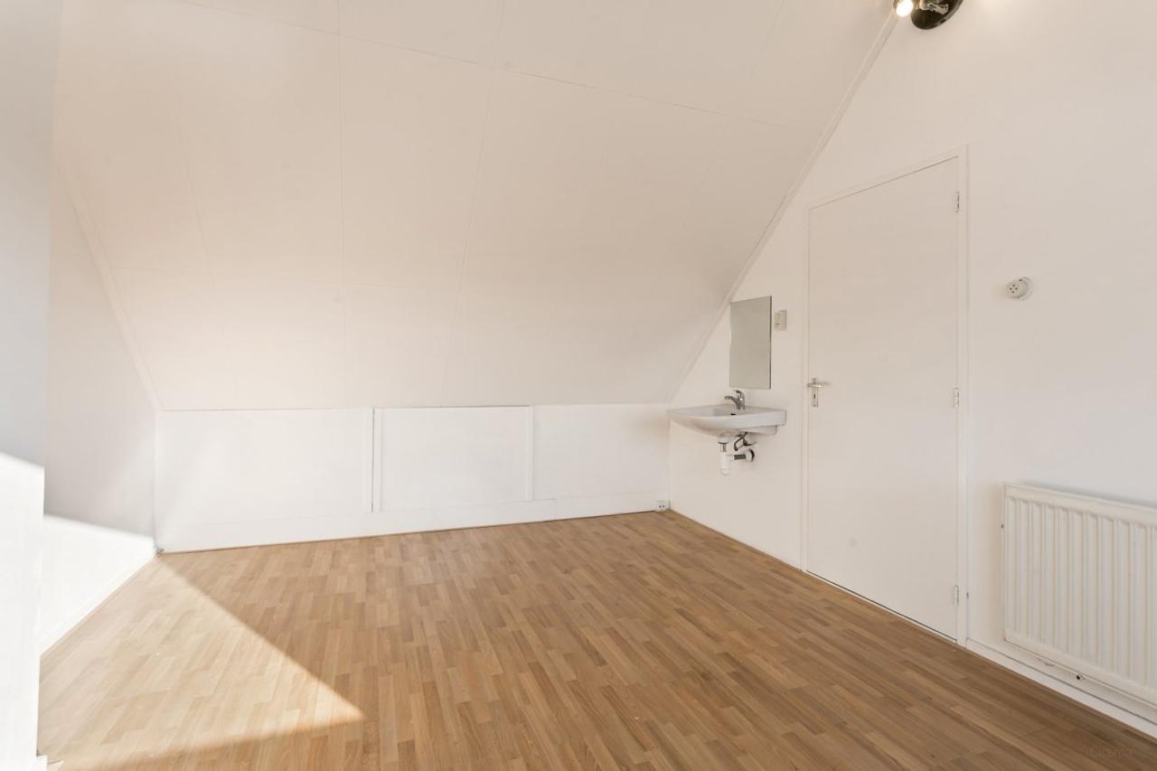 Bright terraced house near Woensel XL - Image 20