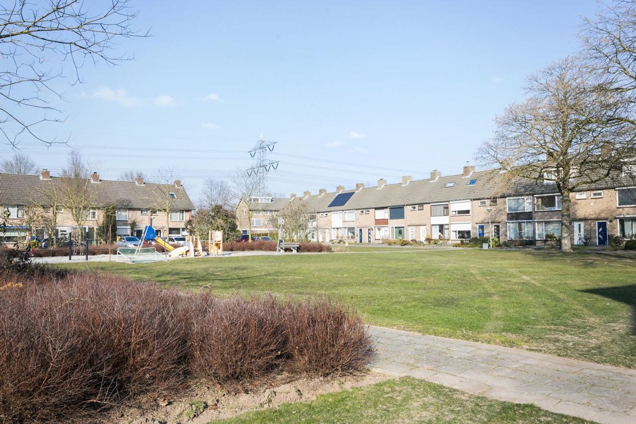 Bright terraced house near Woensel XL - Image 2