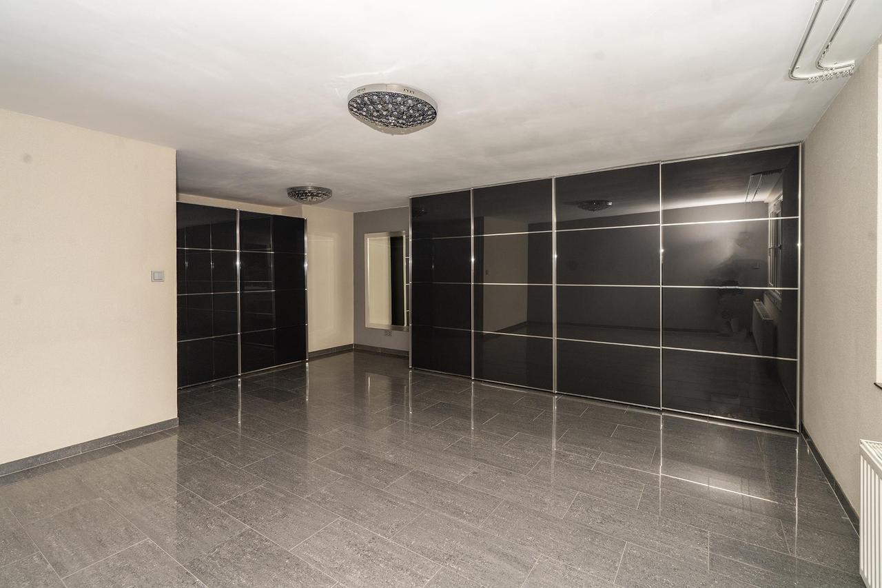 Spacious house with garden in Tilburg - Image 26