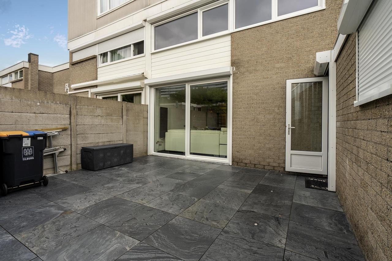 Spacious house with garden in Tilburg - Image 29