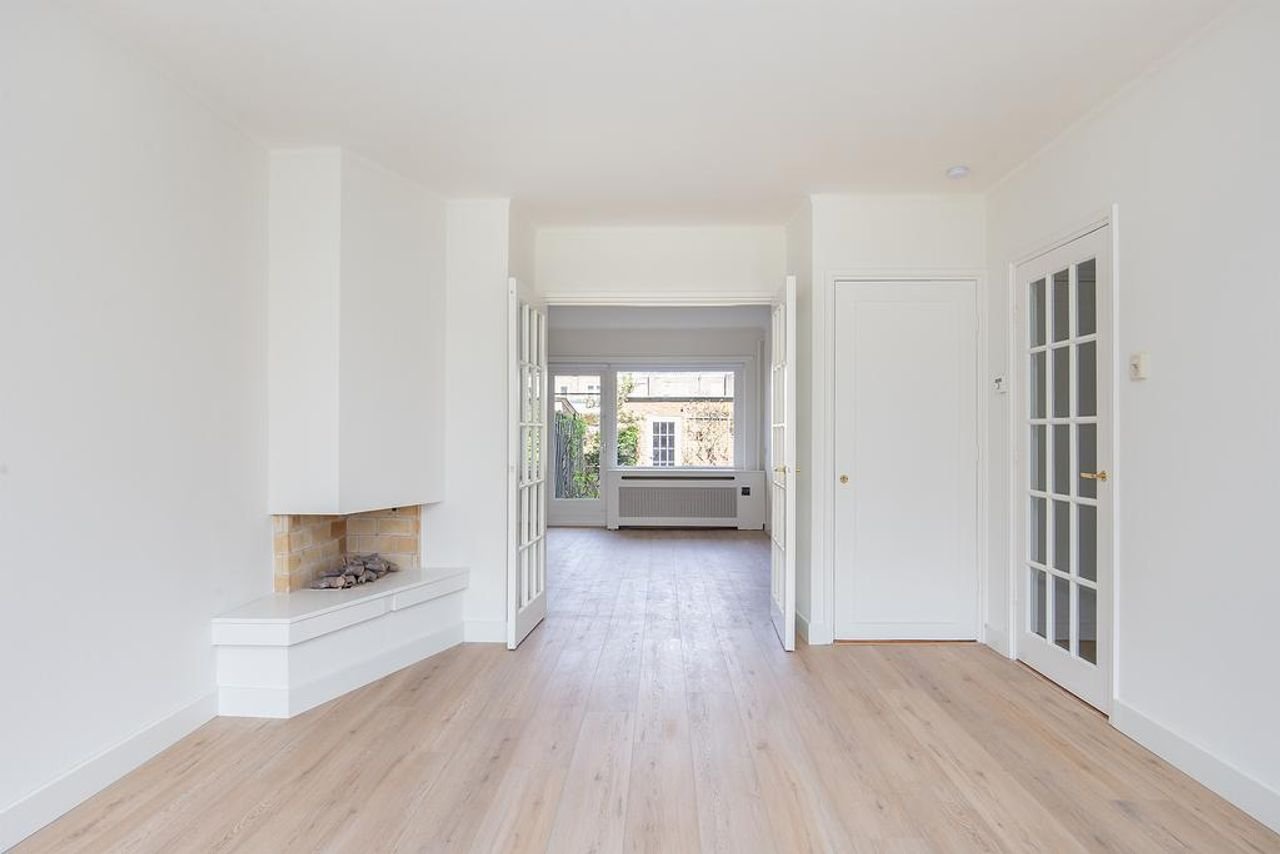 Ground floor apartment with front and back garden - Image 15