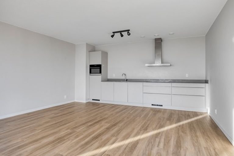 Modern high-rise living: 123 m² on Mangoweg - Image 3