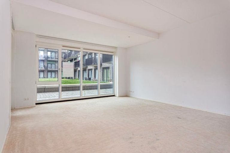 Apartment with Terrace in Sphinx - Image 3