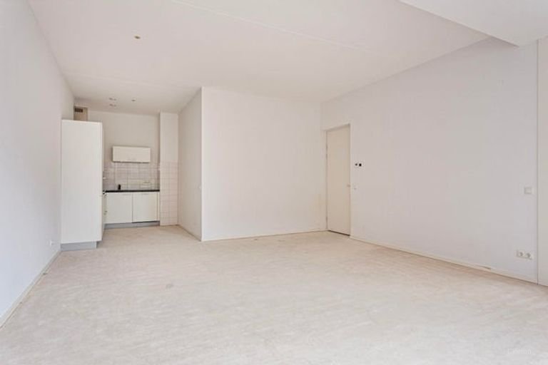 Apartment with Terrace in Sphinx - Image 4