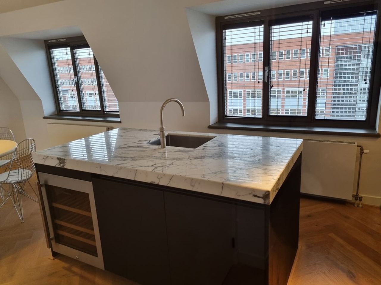 Maisonnette met terras aan het Waterlooplein - Afbeelding 7
