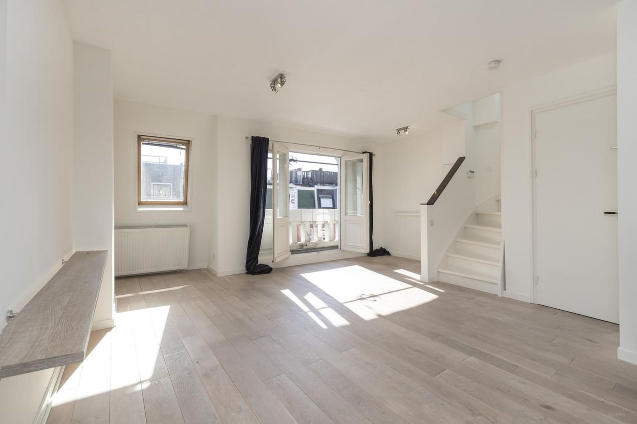 Licht appartement met 40m² privédakterras - Afbeelding 1
