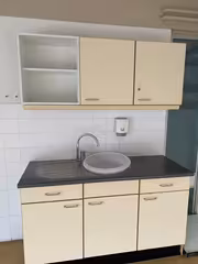 49 m² antikraak in oud schoolpand