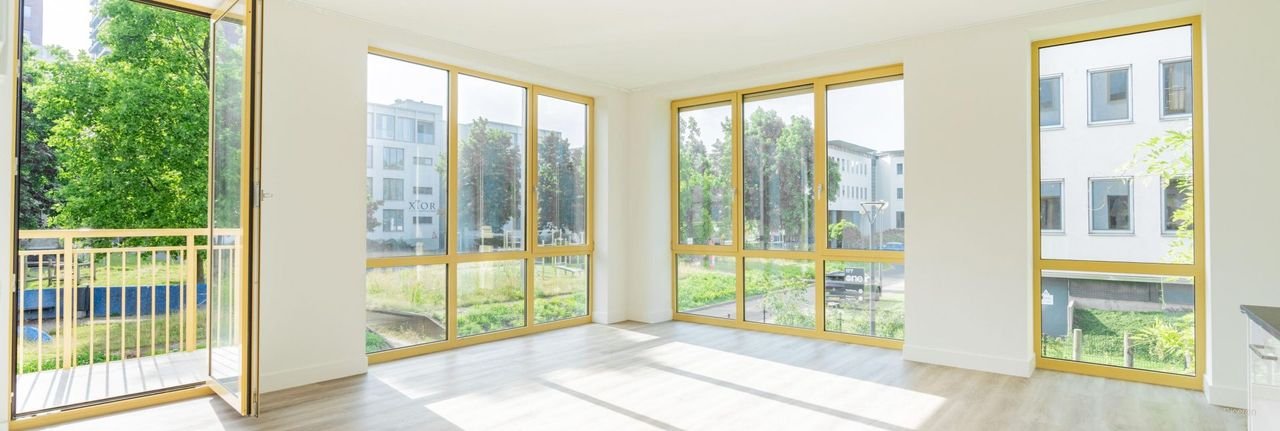 Licht 3-kamerappartement met balkon - Afbeelding 1