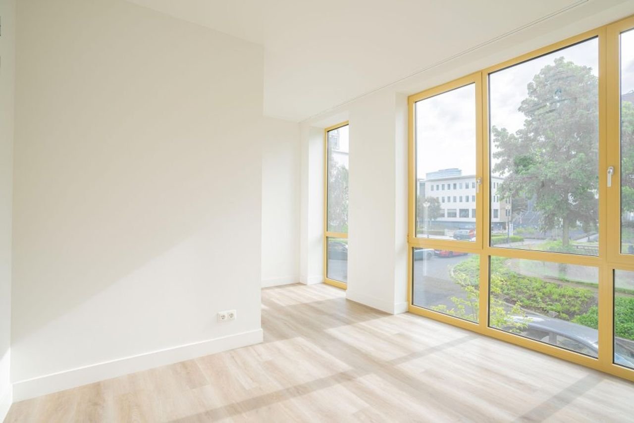 Licht 3-kamerappartement met balkon - Afbeelding 5