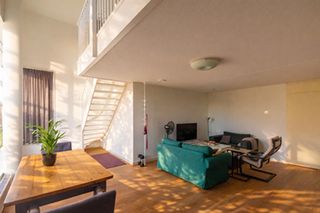 95 m² apartment with balcony in Heer - Image 2