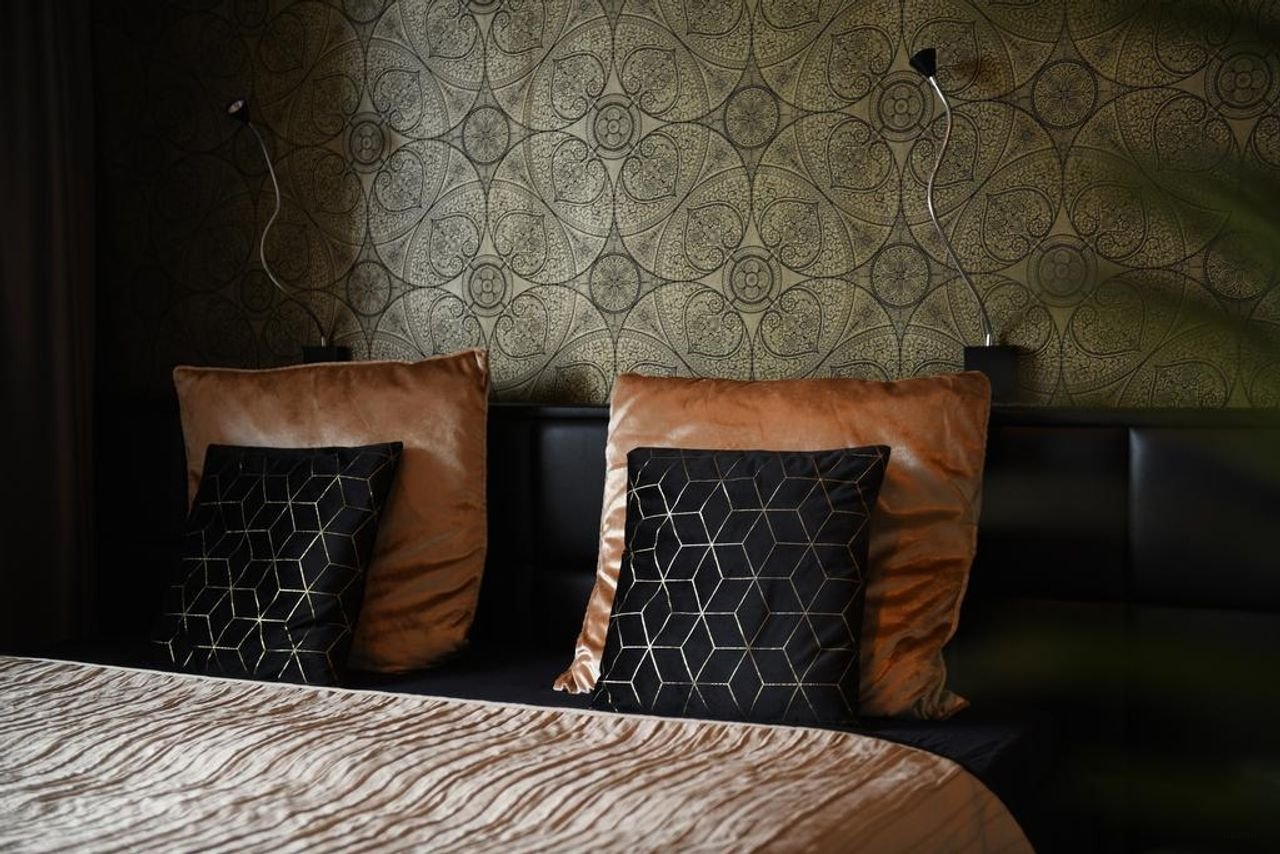 Luxury 2-bedroom apartment with roof terrace - Image 13