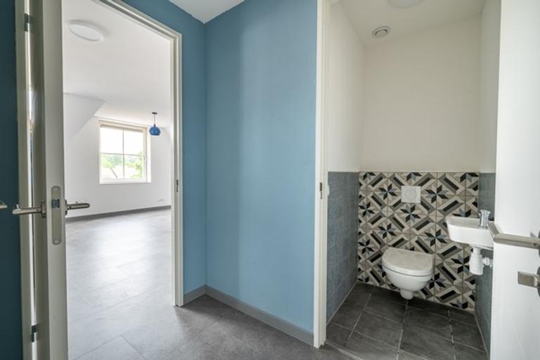 Gemeubileerde studio met terras - Afbeelding 5