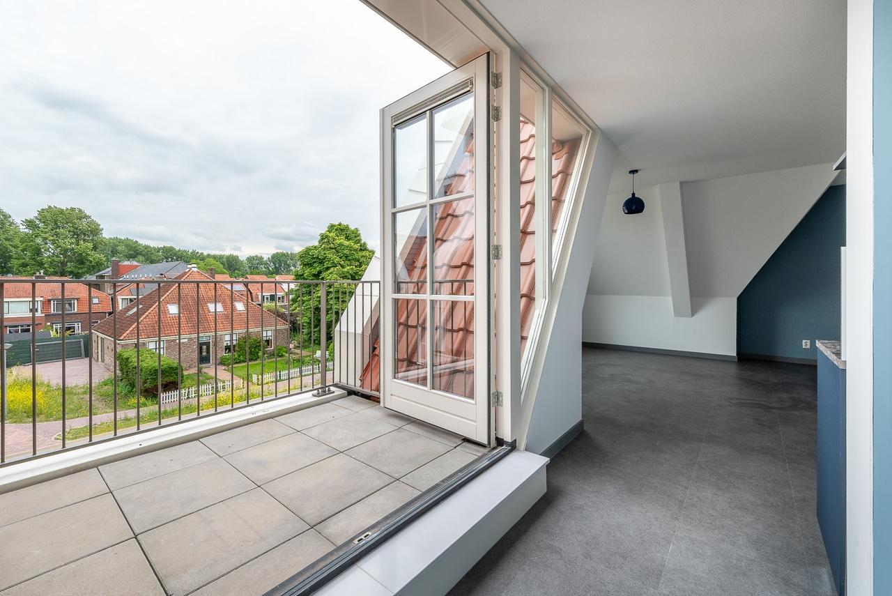 Gemeubileerde studio met terras - Afbeelding 10