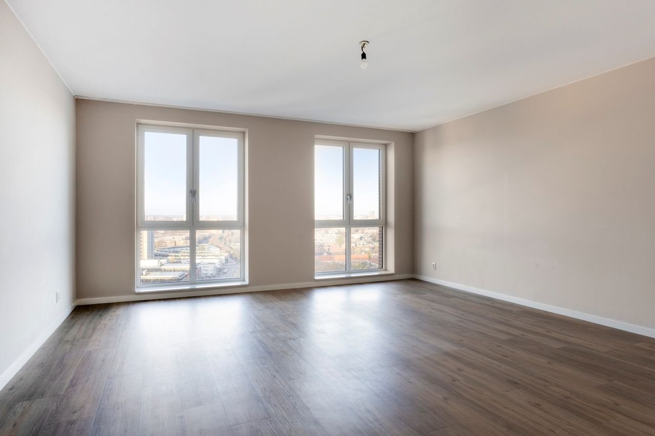 Panoramic Views over Leiden: 156 m² - Image 4