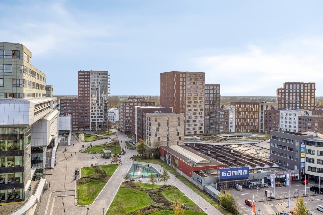 Panoramic Views over Leiden: 156 m² - Image 34