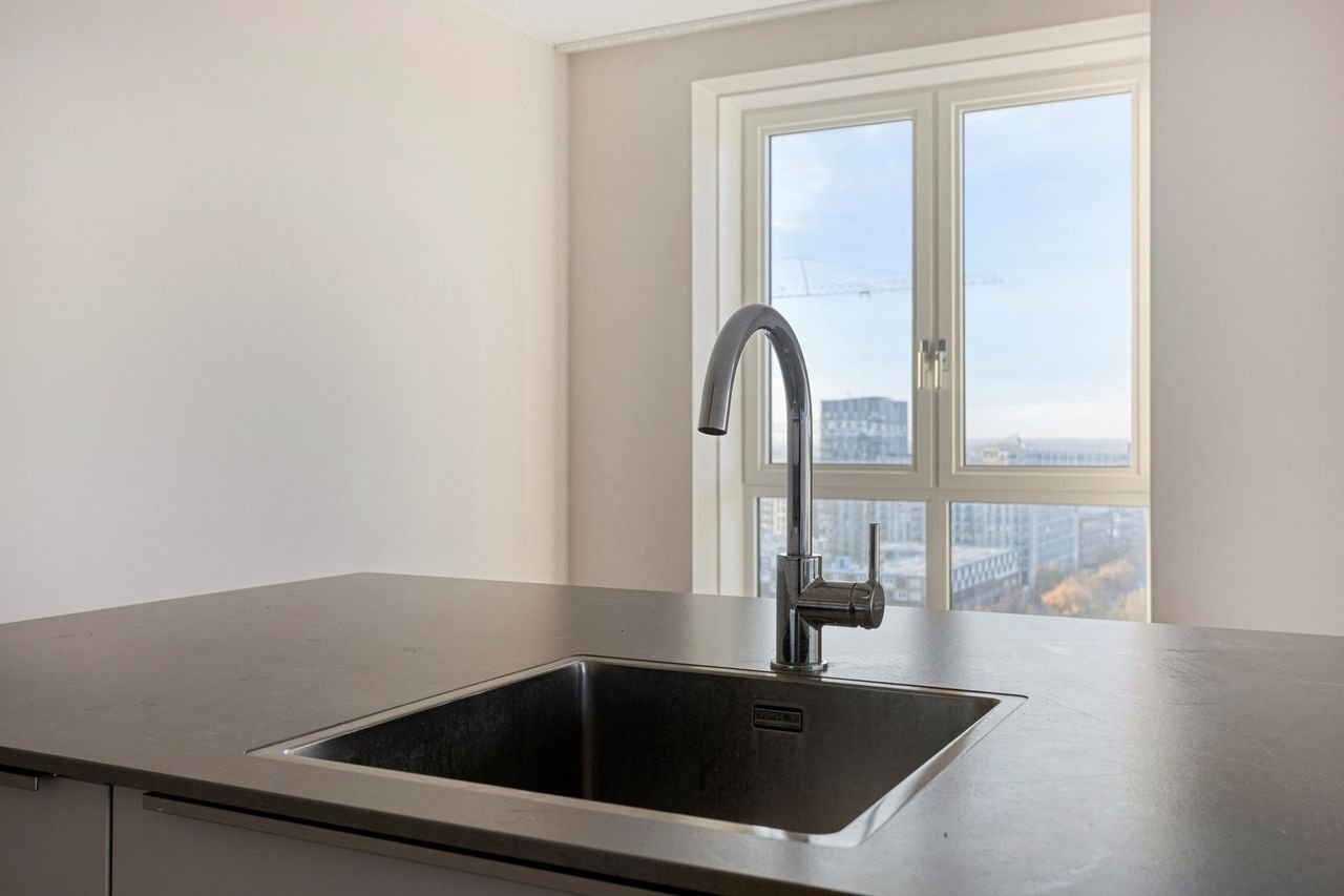 Panoramic Views over Leiden: 156 m² - Image 17