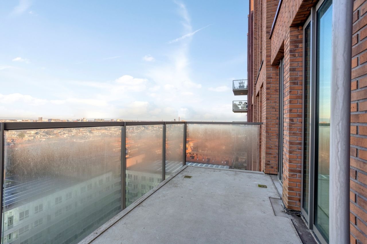 Panoramic Views over Leiden: 156 m² - Image 25