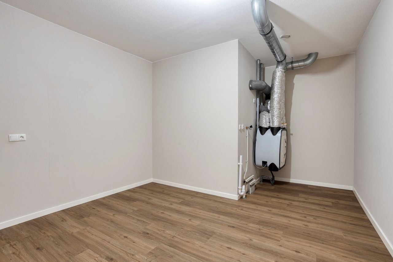 Panoramic Views over Leiden: 156 m² - Image 27