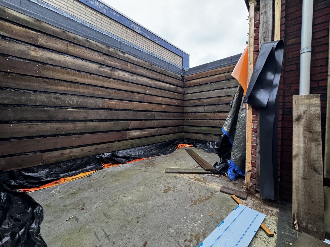 Apartment with private garden in Eindhoven - Image 4