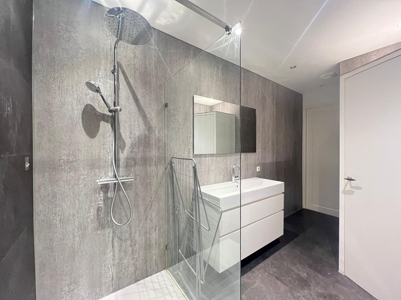 Licht appartement met balkon in Zuid - Afbeelding 6