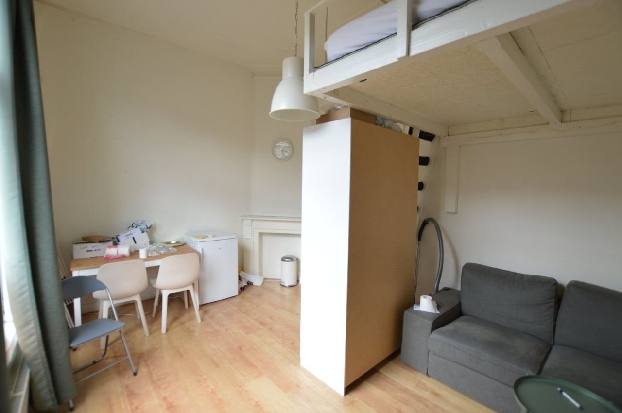 Gerenoveerde kamer in Veerallee - Afbeelding 5