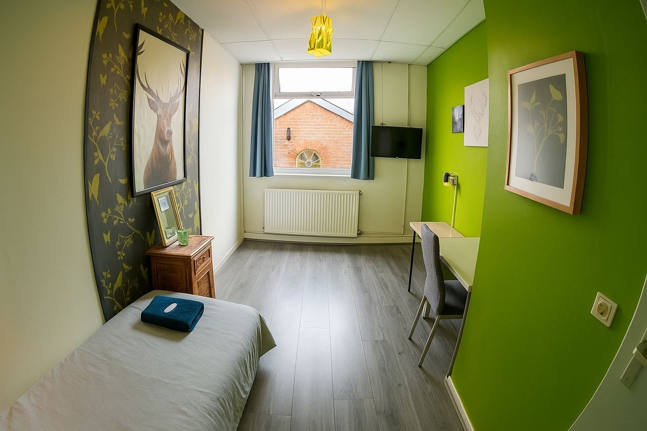 Unieke studentenkamer in Simplon Hostel - Afbeelding 8