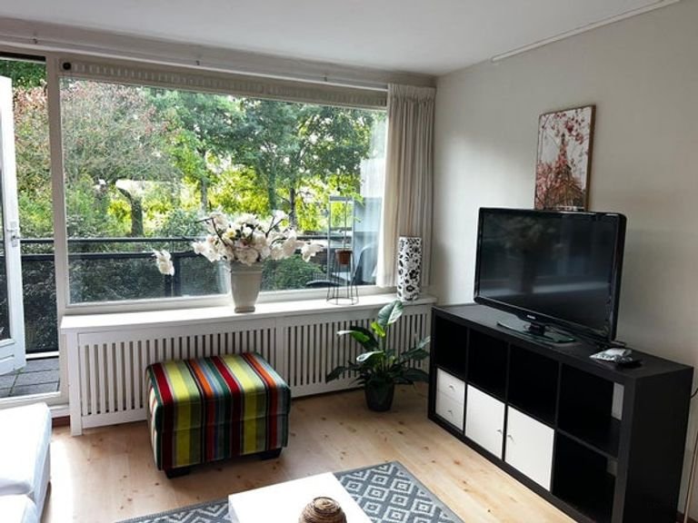 Gemeubileerd huis met tuin in Landgoederenbuurt - Afbeelding 12