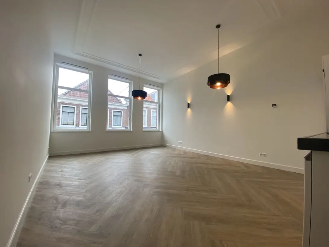 Modern stadsappartement met balkon - Afbeelding 2