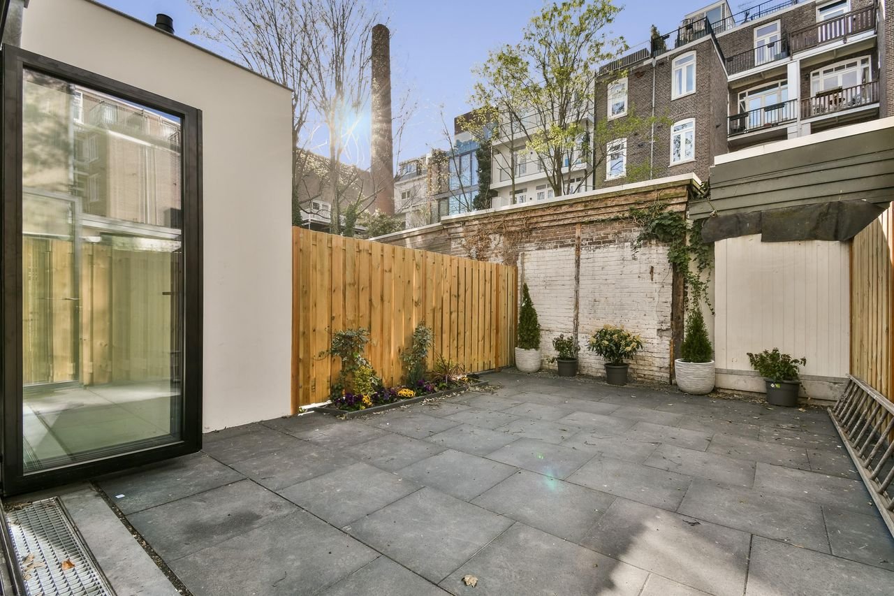 Dubbel benedenhuis met tuin in De Pijp - Afbeelding 3