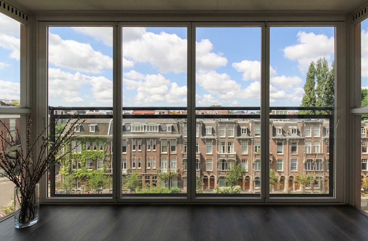 Wonen in Oud-Zuid: 130m² met terras & garage - Afbeelding 1