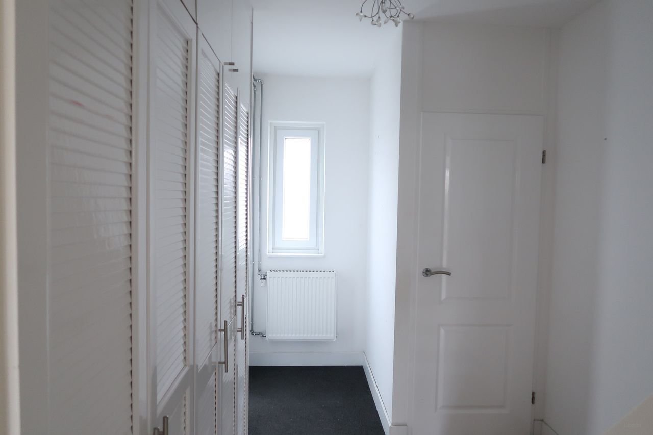 Family home with 4 bedrooms and garden in Maarssen - Image 2