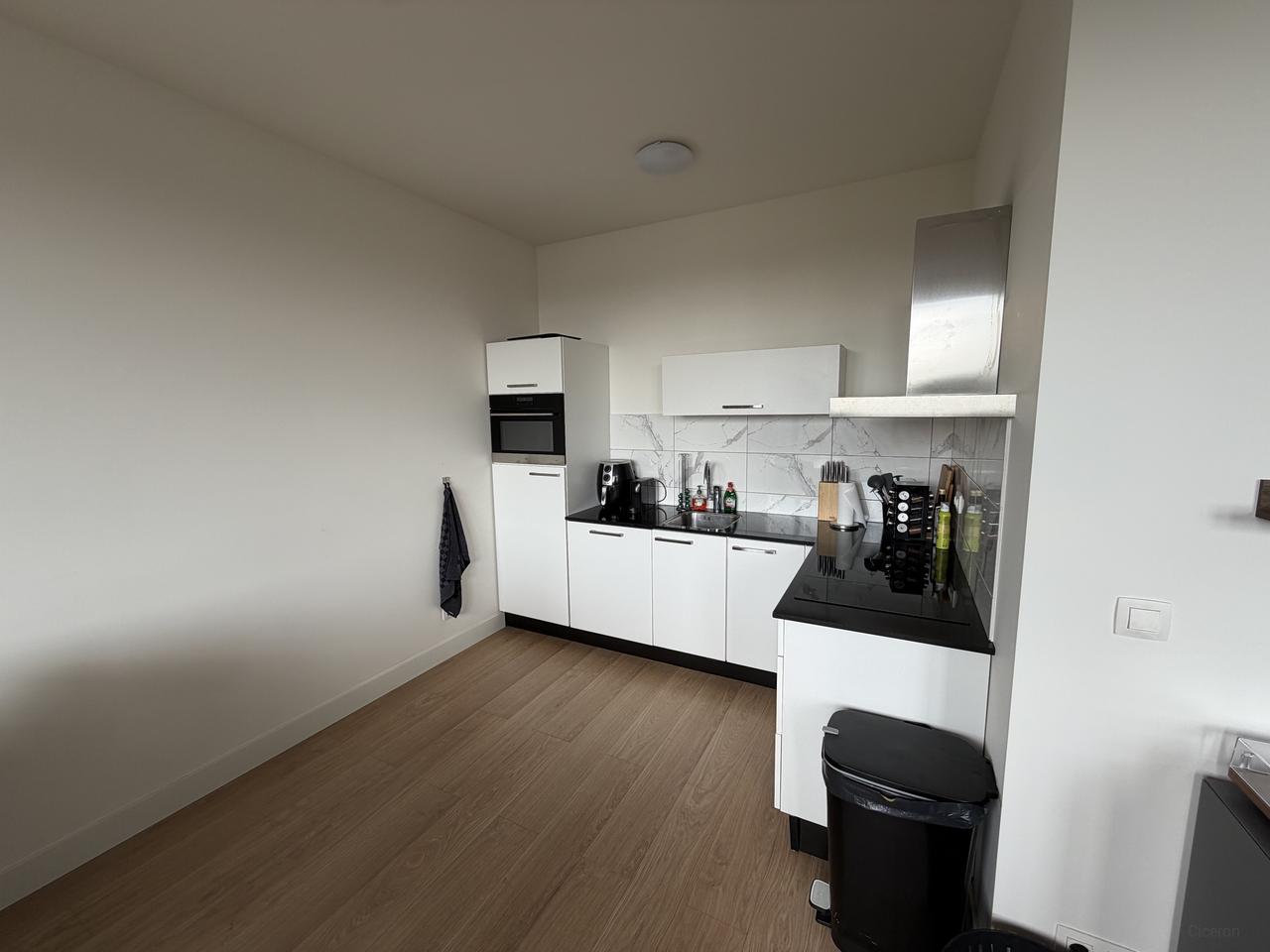 Balkon en centrum om de hoek in Bergen op Zoom - Afbeelding 2