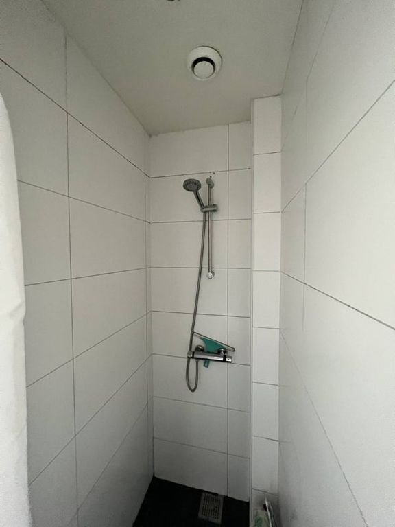 Spacious 30m² room in Voorburg - Image 4