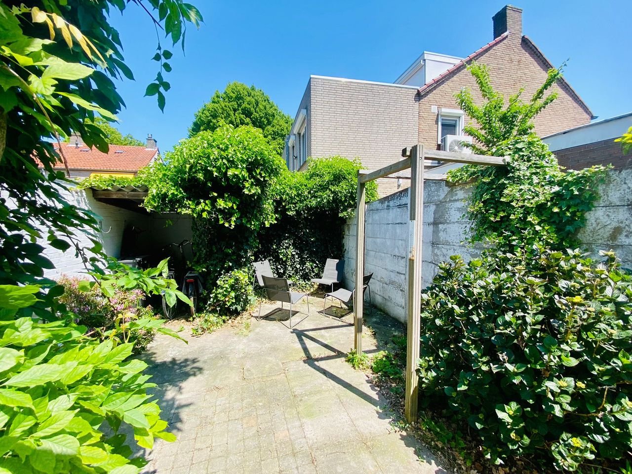 Karakteristiek huis met diepe tuin in Gestel - Afbeelding 18