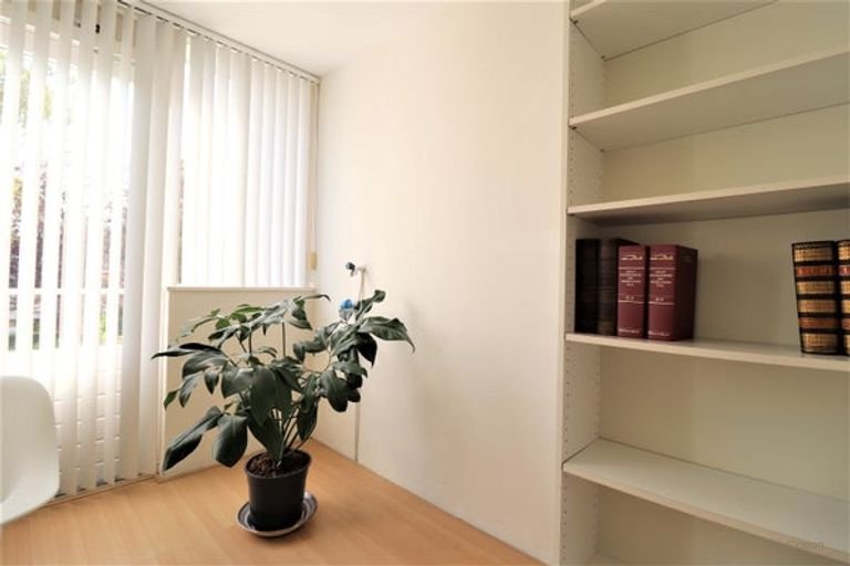 Duurzaam huis met tuin in Het Lage Land - Afbeelding 14