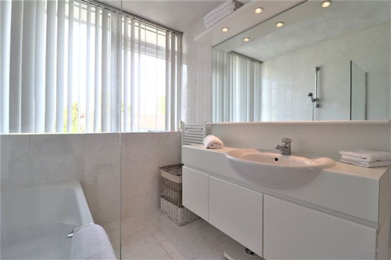 Duurzaam huis met tuin in Het Lage Land - Afbeelding 19