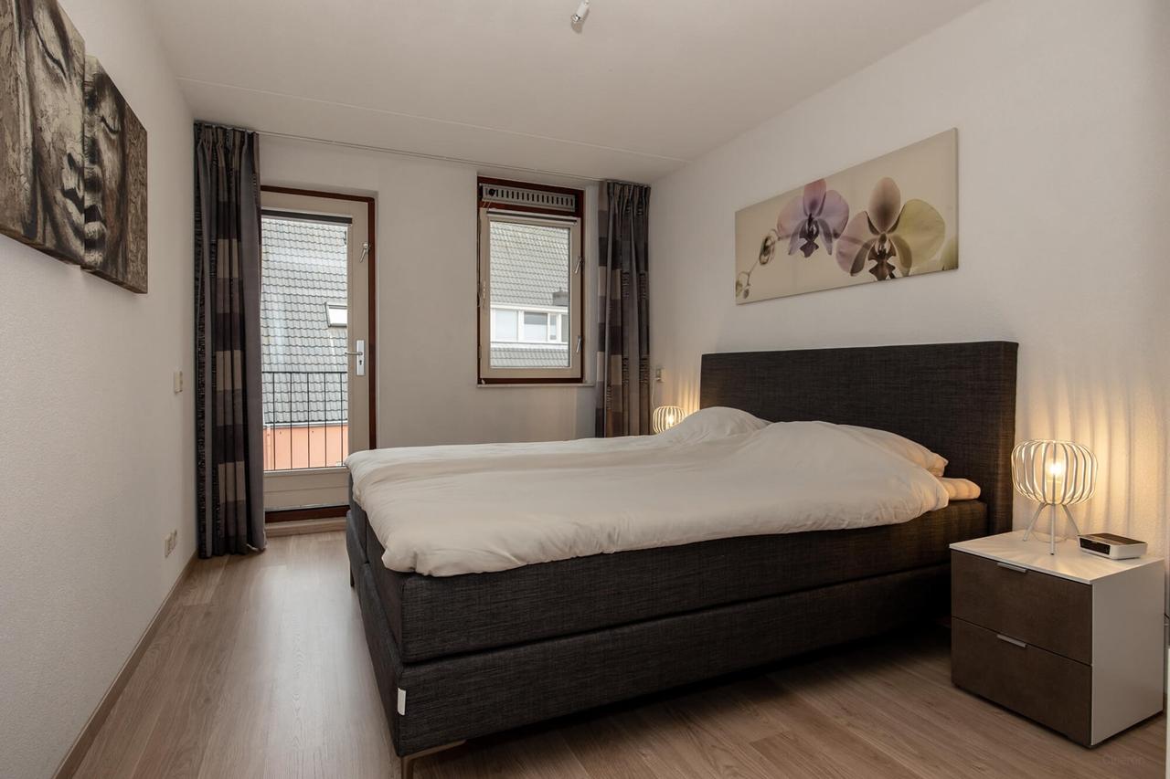 Furnished Apartment with Harbor View - Image 12