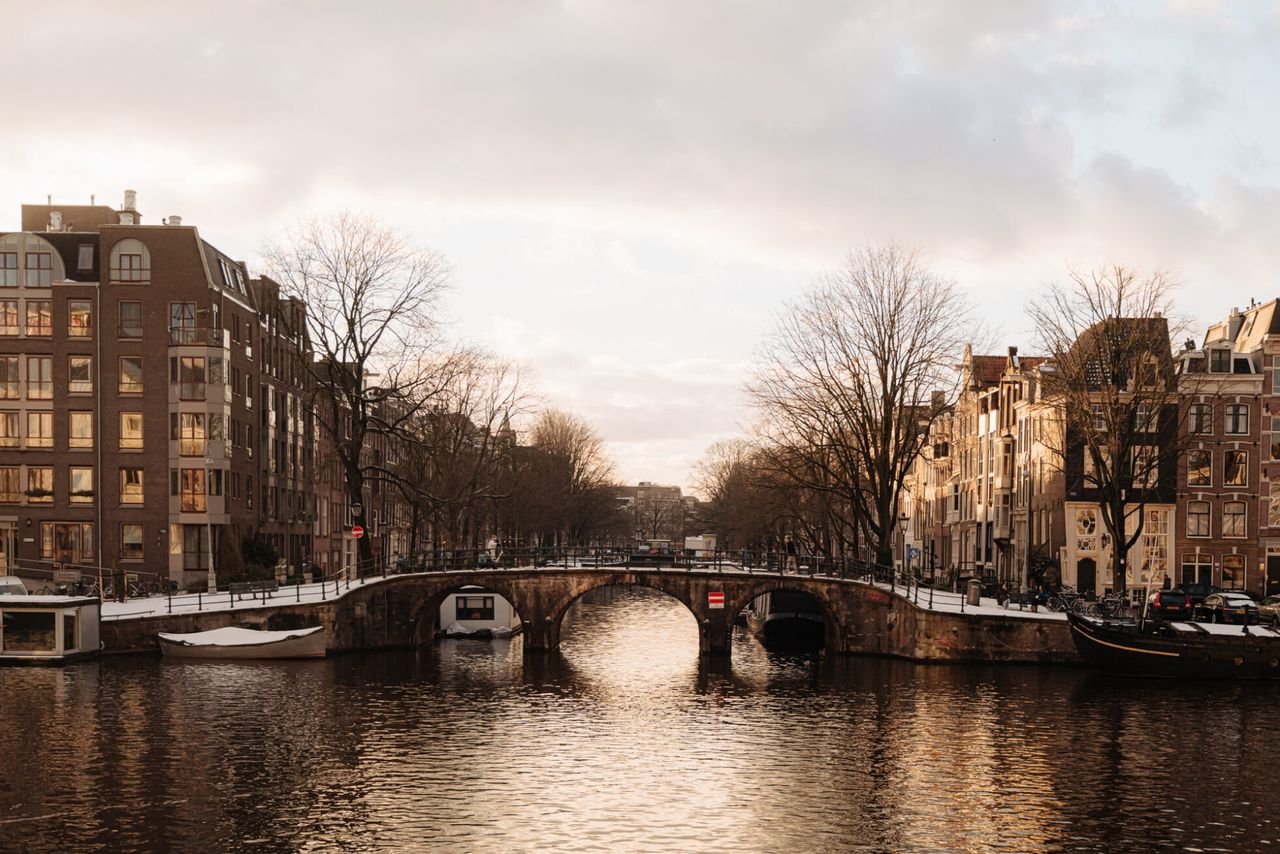 Gerenoveerd monument aan de gracht (92 m²) - Afbeelding 19