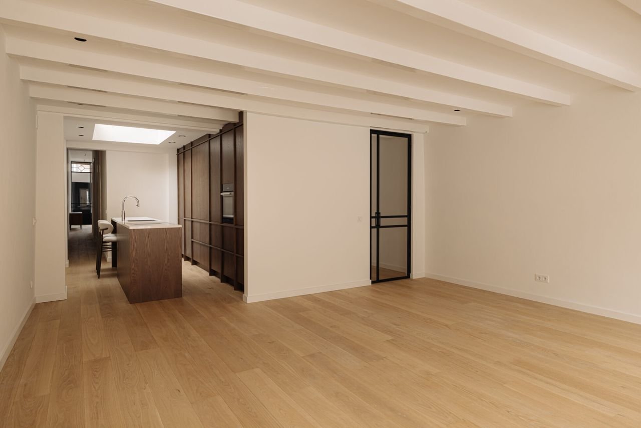 Gerenoveerd monument aan de gracht (92 m²) - Afbeelding 10