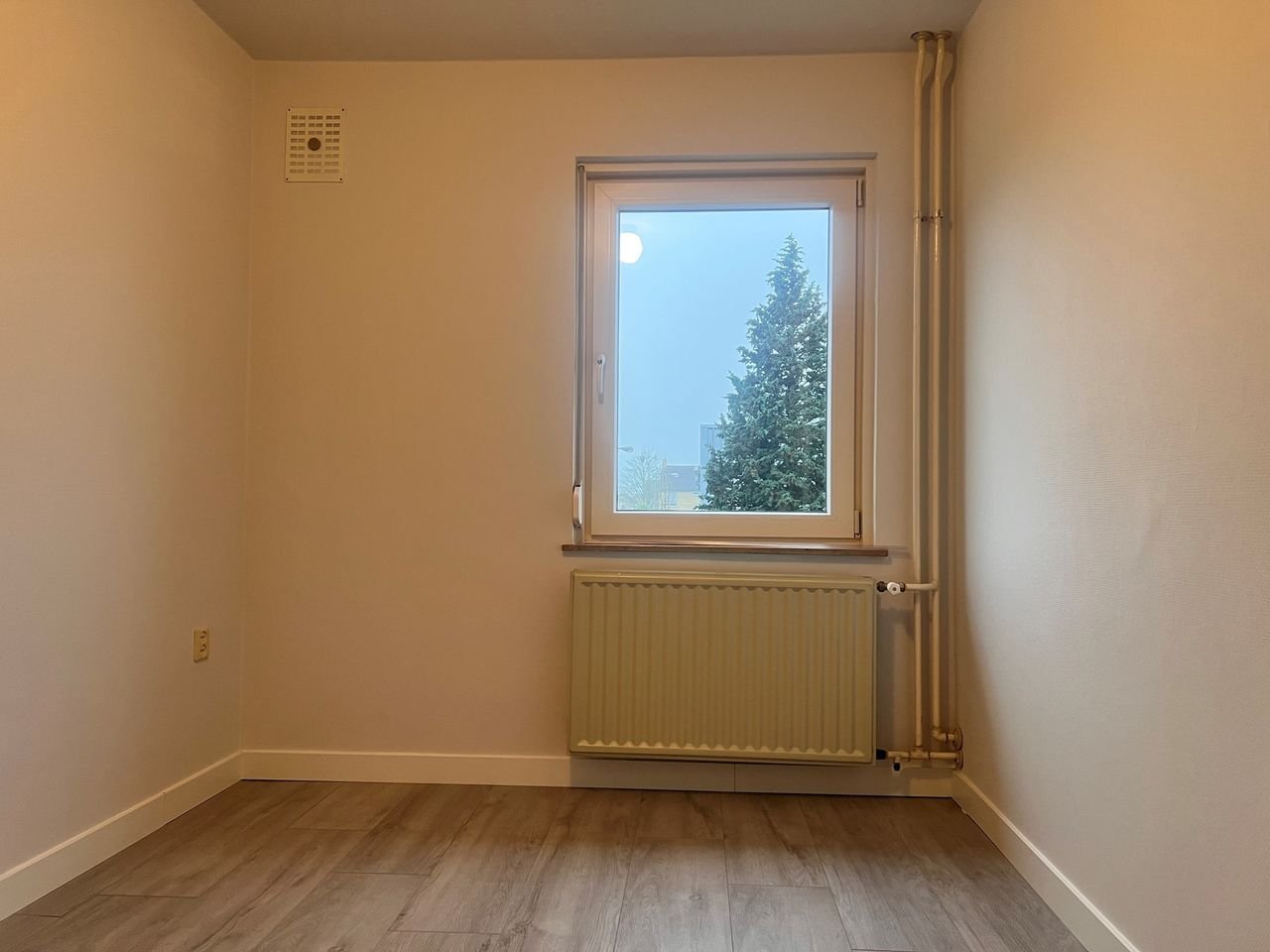 Fijne tweekapper met garage - Afbeelding 9